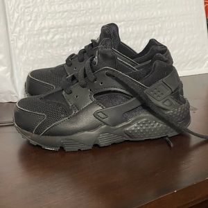 Nike Huarache kids Run Size 11c